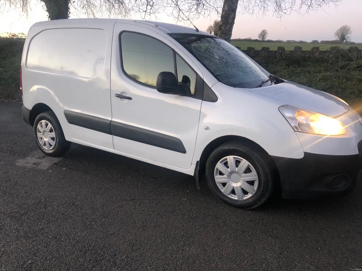 PEUGEOT  PARTNER AS NEW - Image 3