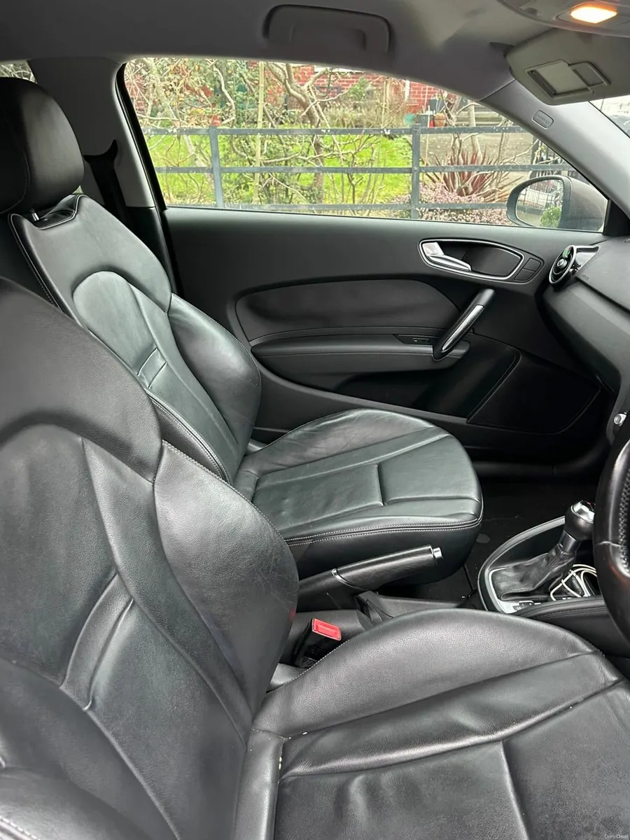 Audi A1 2011 - Image 4