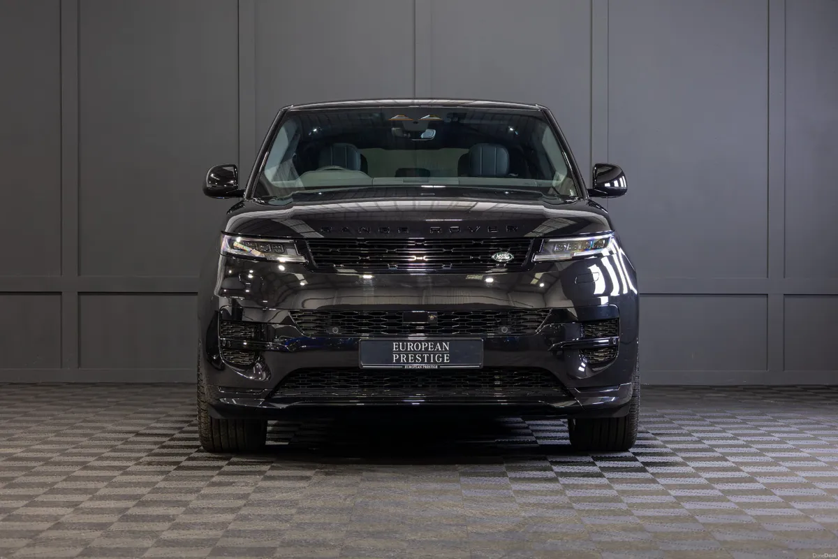 2025 Range Rover Sport P460e Dynamic SE - Image 2