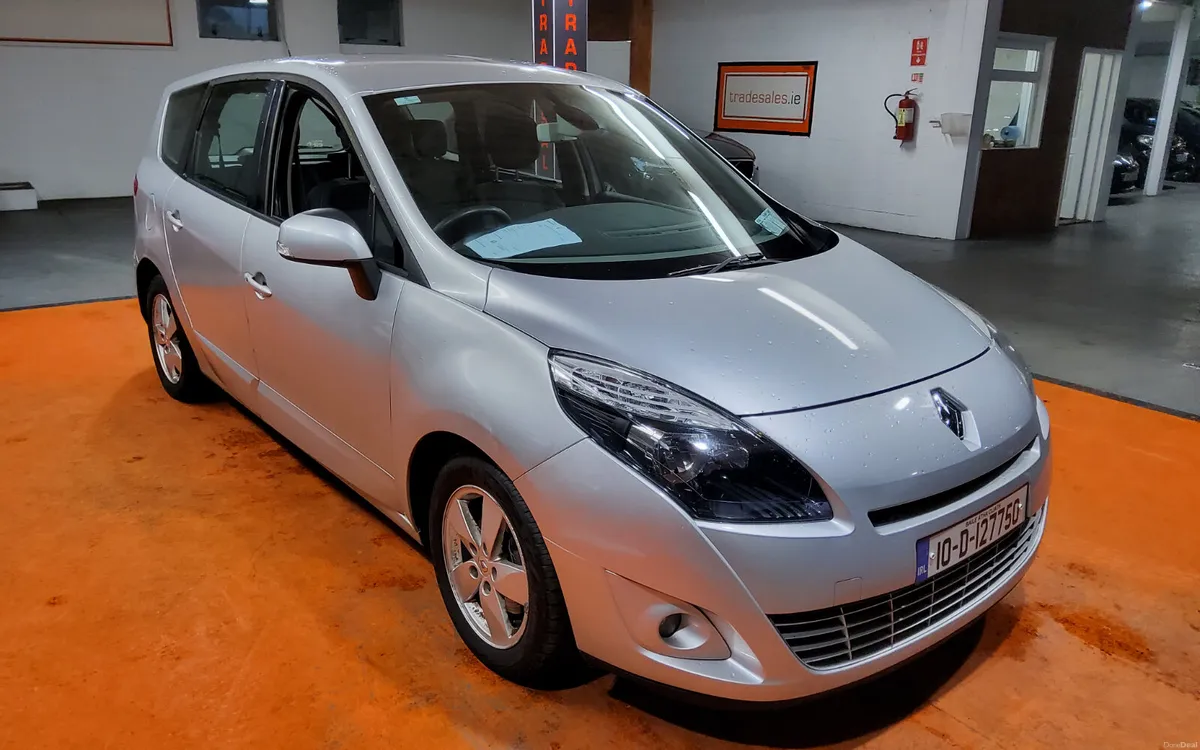 Renault Grand Scenic 2010 - Image 1