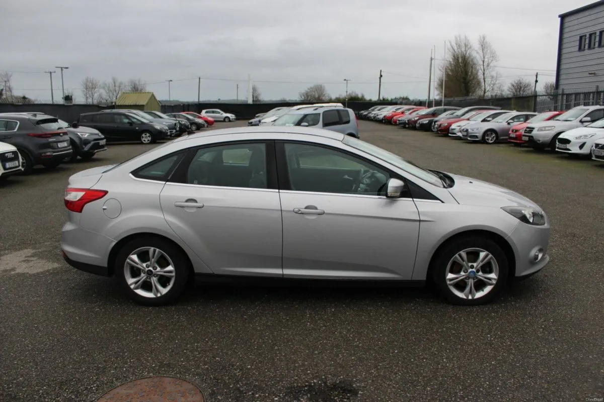 Ford Focus 1.6 TDCI 95 PS Zetec - Image 3