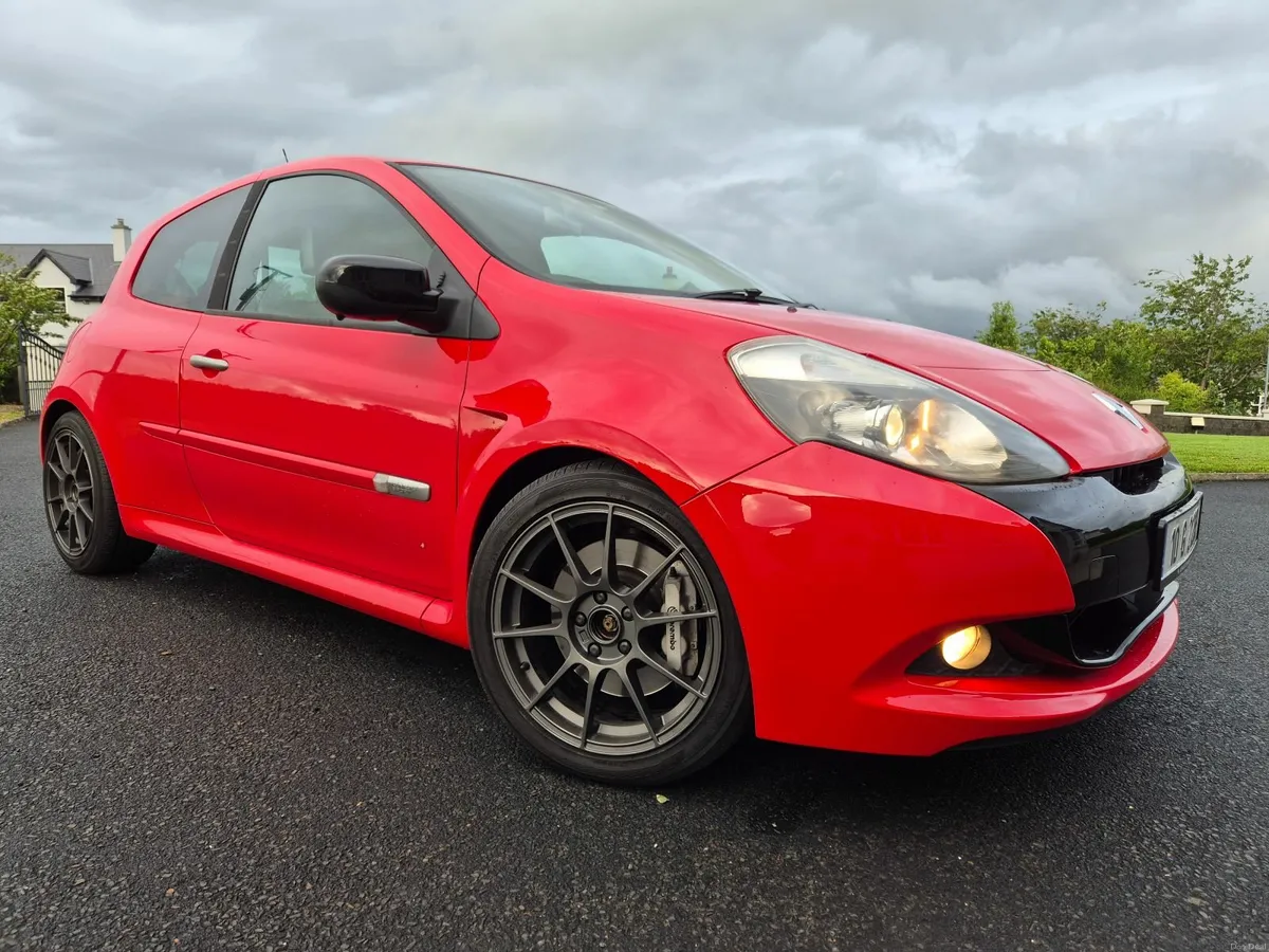 2010 Renault Clio RS200 Petrol- €400 yearly Tax - Image 1