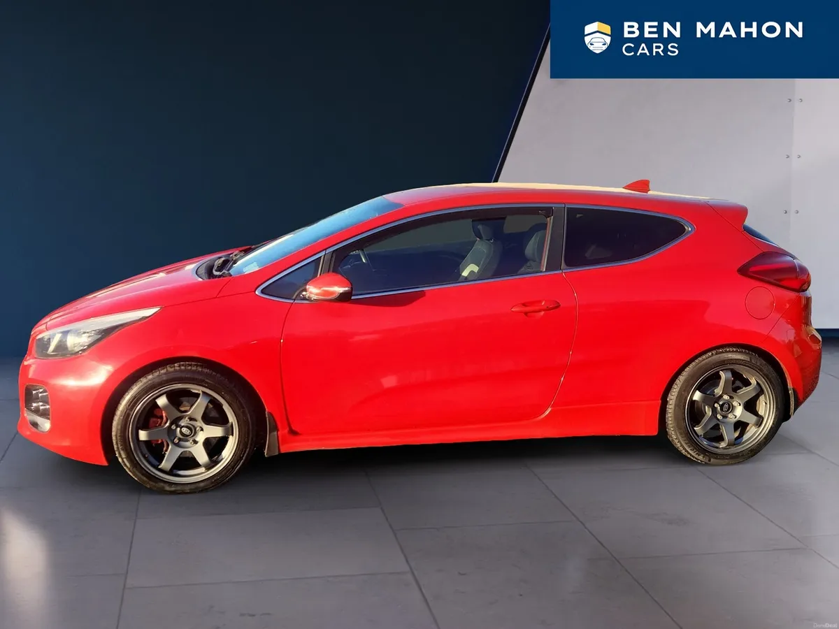 Kia Ceed  GT - Line 1.6CRDi - Image 2
