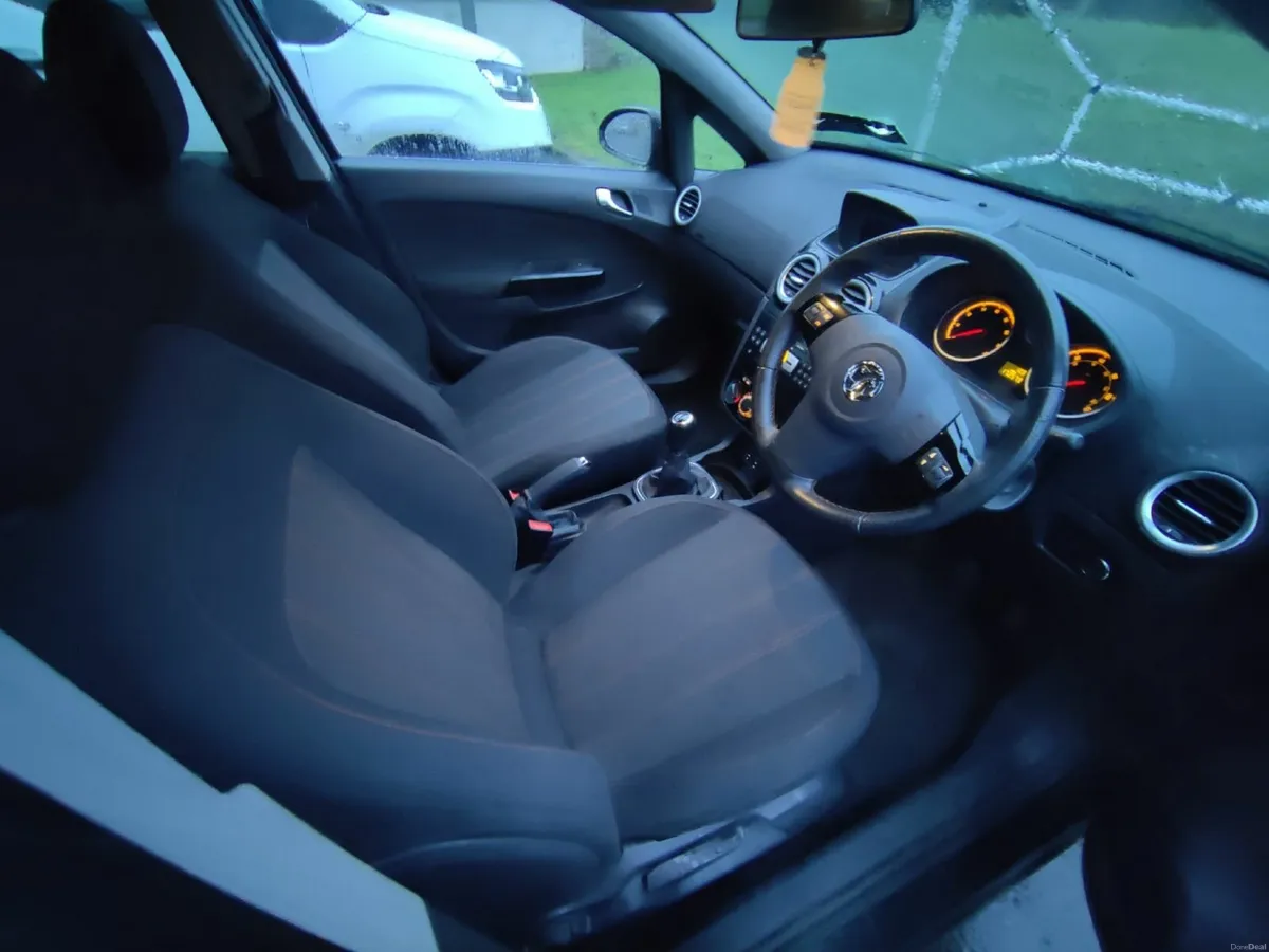Vauxhall Corsa 2012 - Image 3
