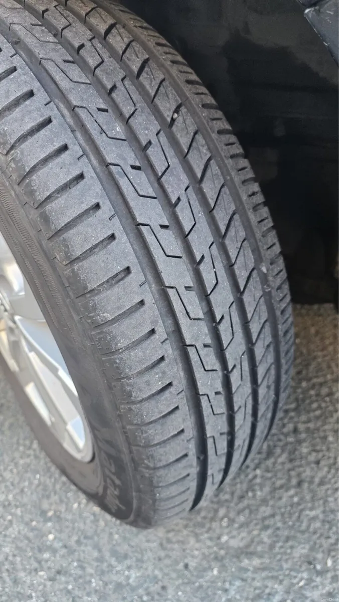 Toyota verso 7 seater - Image 4