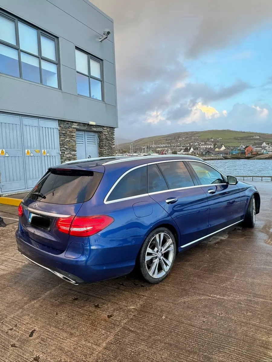 Mercedes C350e Sport Premium Plus - Image 3