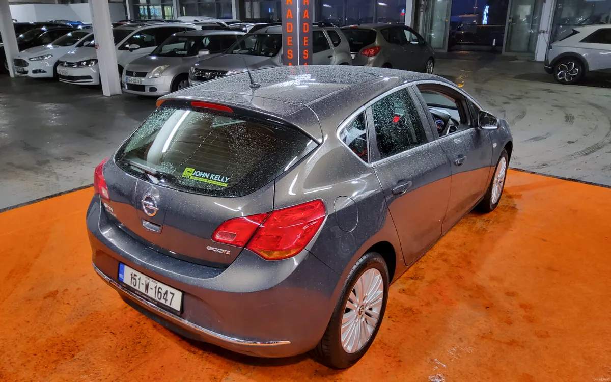 Opel Astra 2015 - Image 3