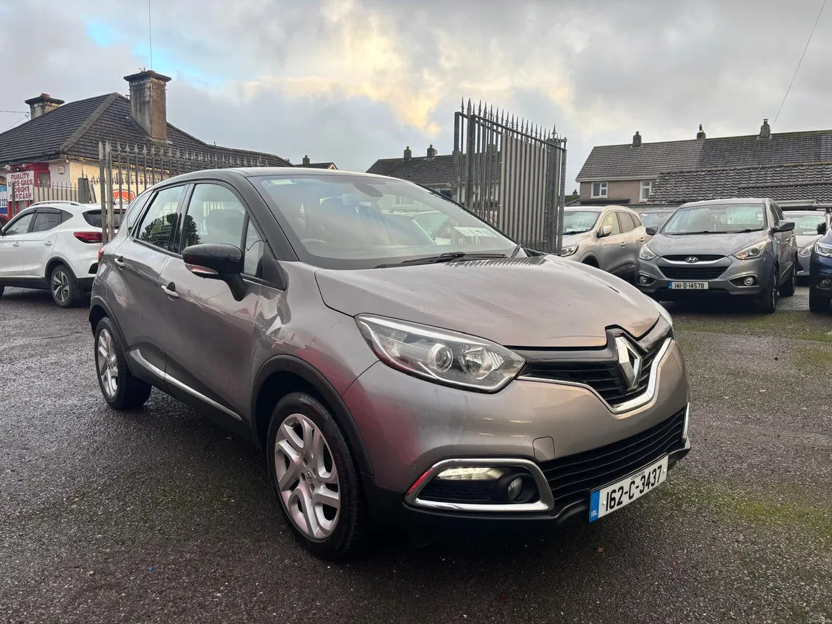 Renault Captur 2016  PETROL  LOW  MILEAGE - Image 1