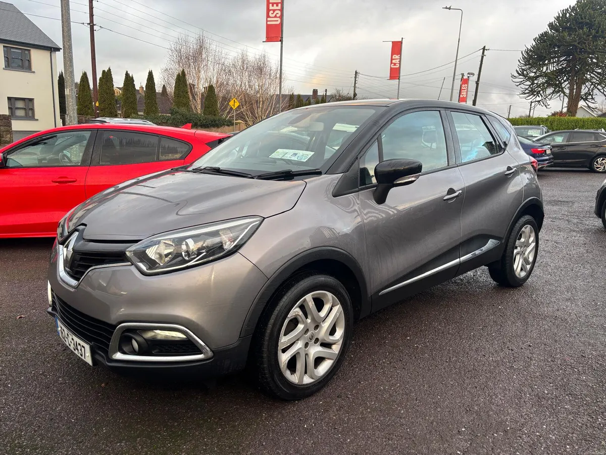 Renault Captur 2016  PETROL  LOW  MILEAGE - Image 2