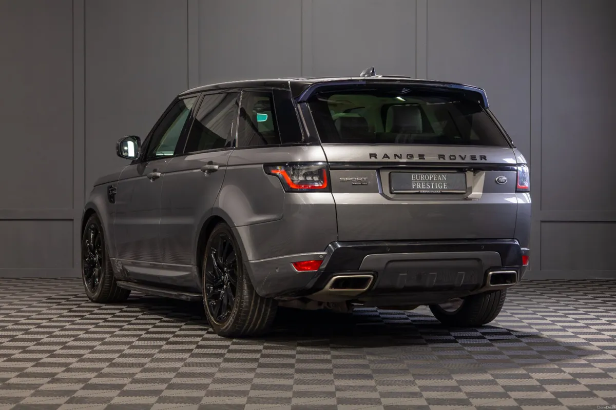 182 Range Rover Sport P400e HSE Dynamic - Image 4