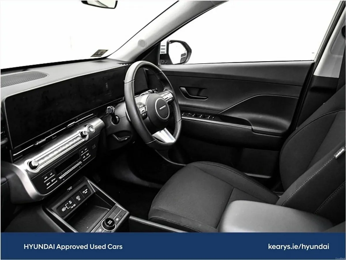 Hyundai KONA Signature Petrol - Image 5