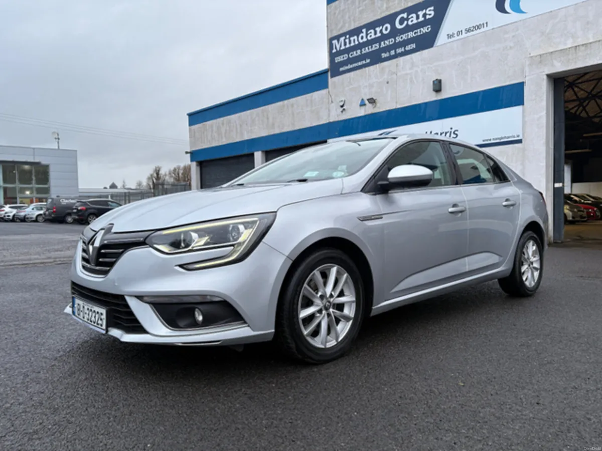 Renault Megane 2018//EXCELLENT CONDITION - Image 2