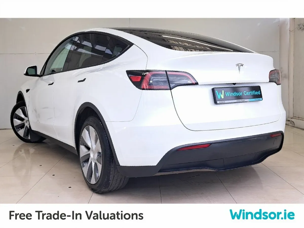 Tesla Model Y RWD - Image 2
