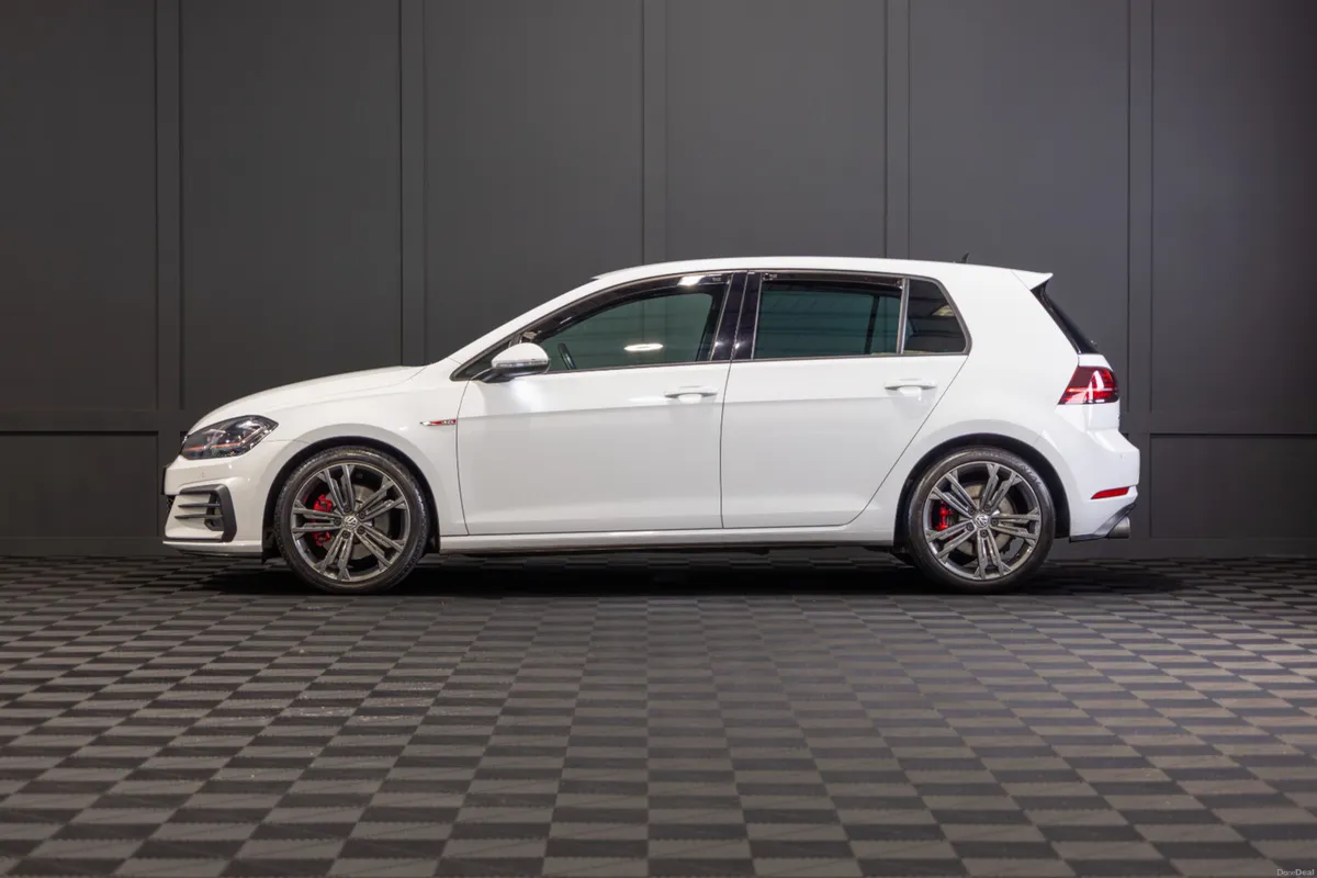 2019 Volkswagen Golf GTI 2.0TSI 230BHP DSG - Image 3