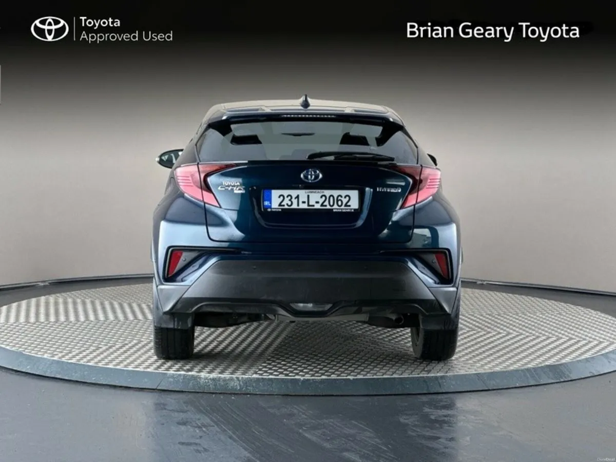 Toyota C-HR HYBRID SOL - Image 4