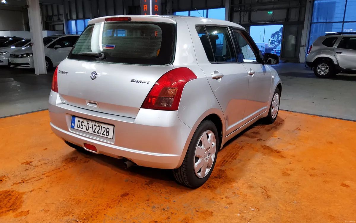 Suzuki Swift 2006 - Image 4