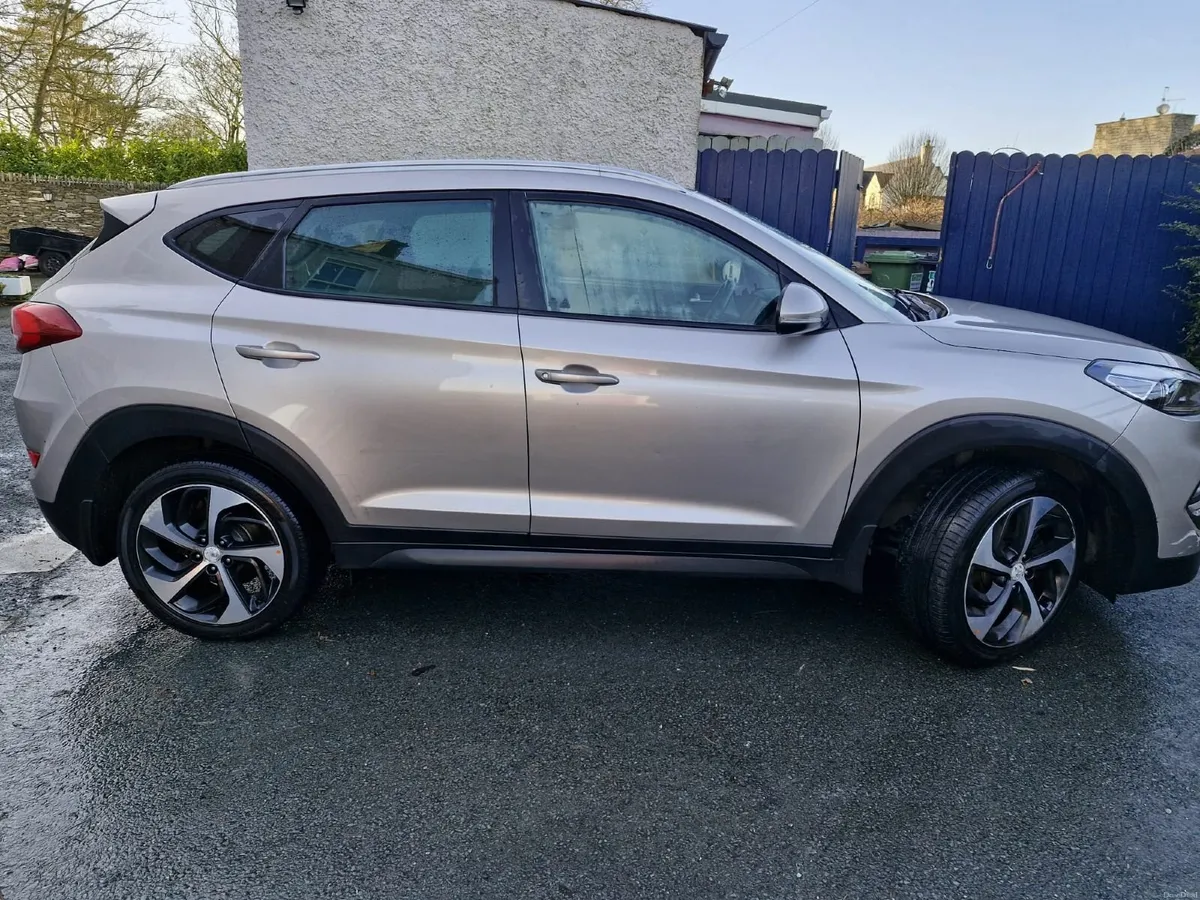 Hyundai Tucson 2019 Executive SE 1.7 DIESEL - Image 3