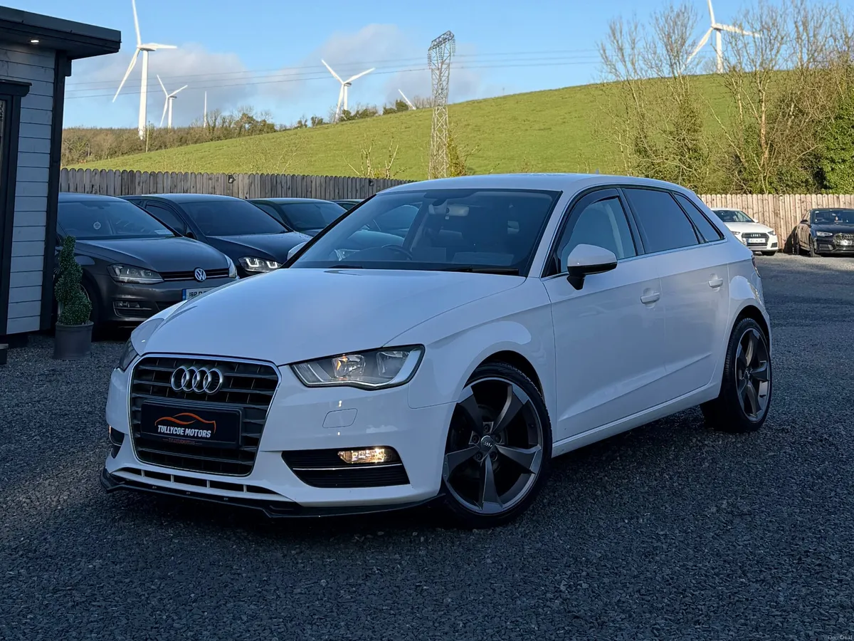 CANDY WHITE A3 SPORT! 2015 - Image 1