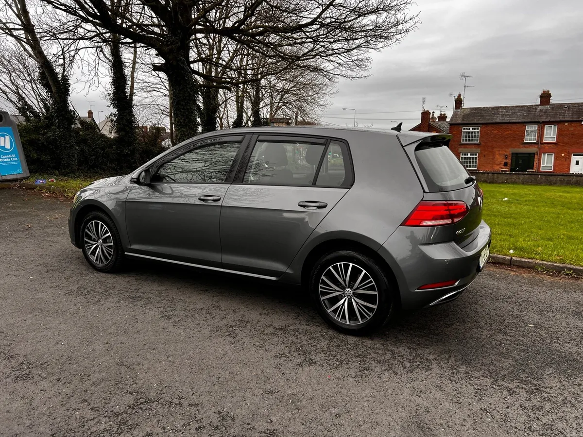 2017 Volkswagen Golf SE Nav - Image 3