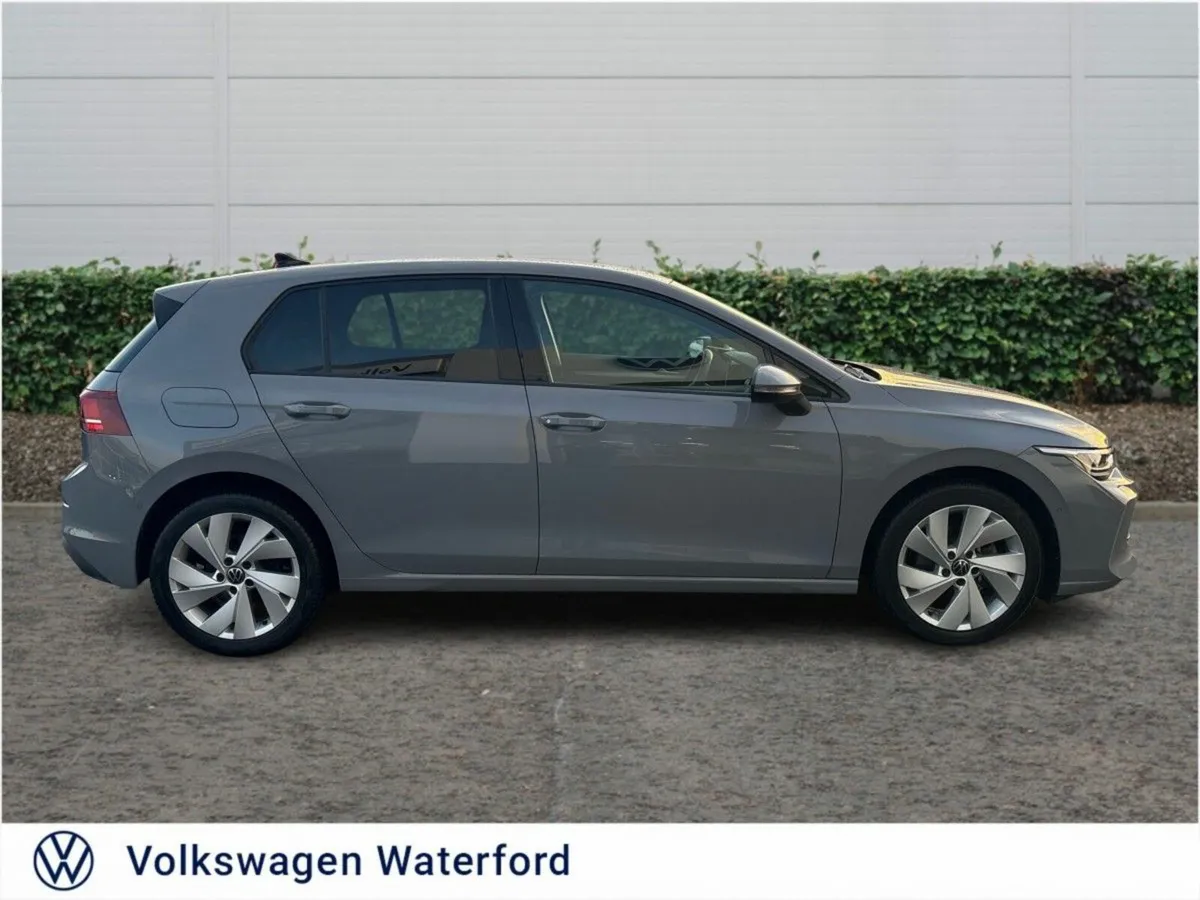 Volkswagen Golf GOLF EDITION 75 2.0 TDI 116HP - Image 4