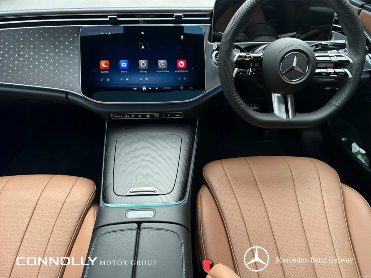 Mercedes-Benz E-Class E300de AMG Line - Image 3