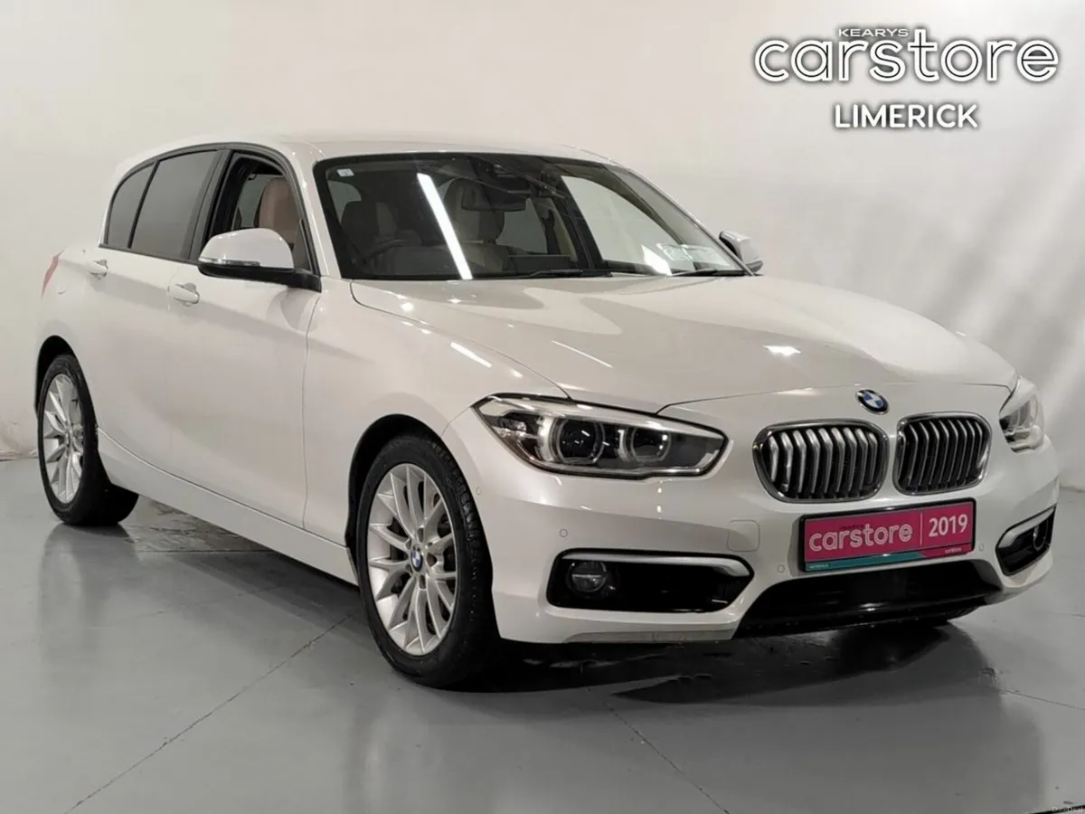 BMW 1-Series 118i AUTO - Image 1