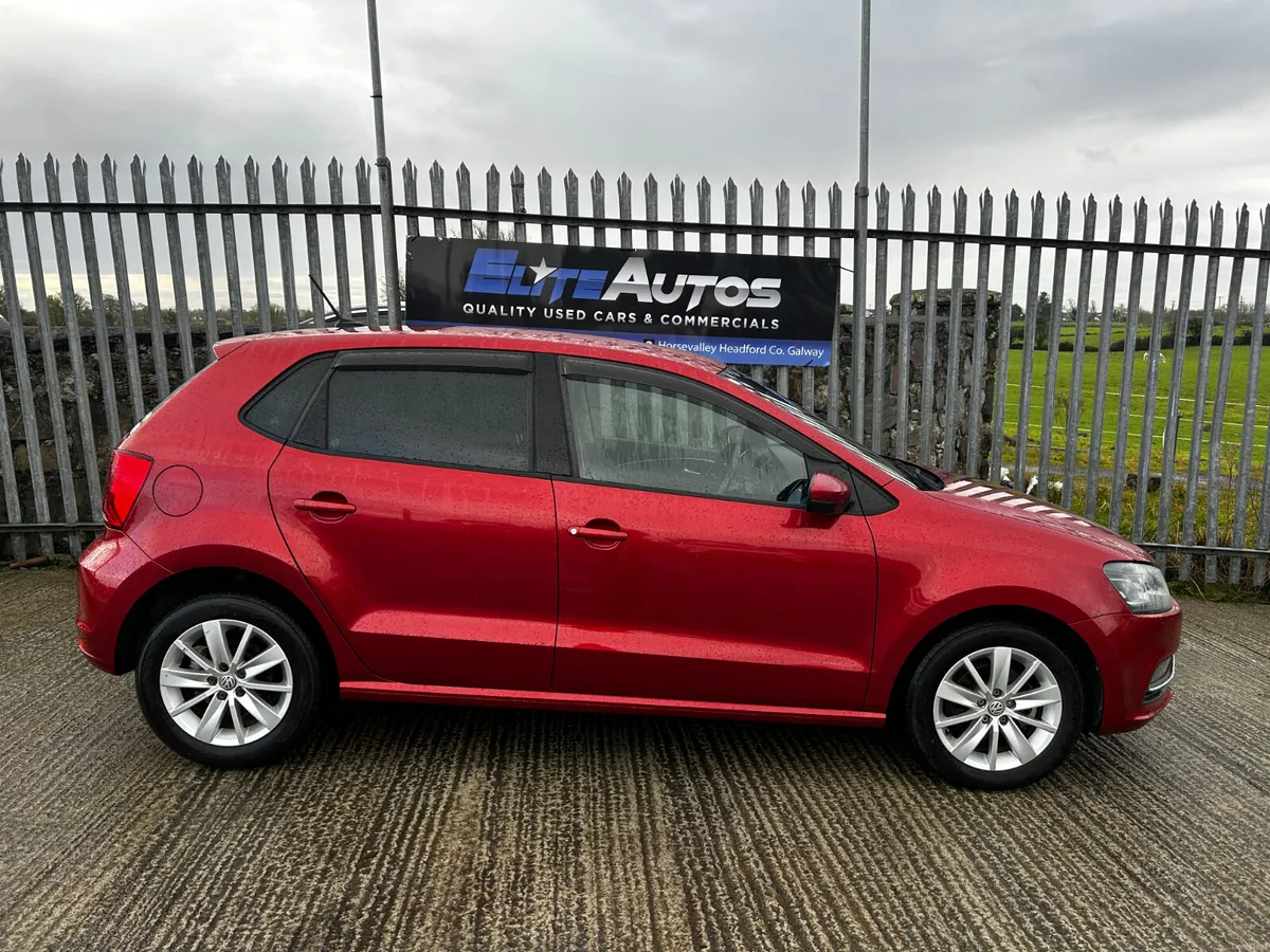 Volkswagen Polo 1.2 TSI Automatic 2016 - Image 2