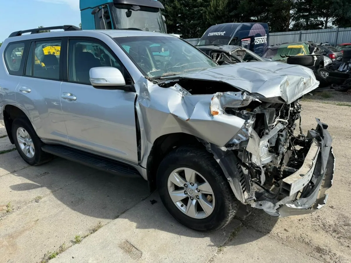 ALL DAMAGED  CARS VAN JEEPS WANTED - Image 2