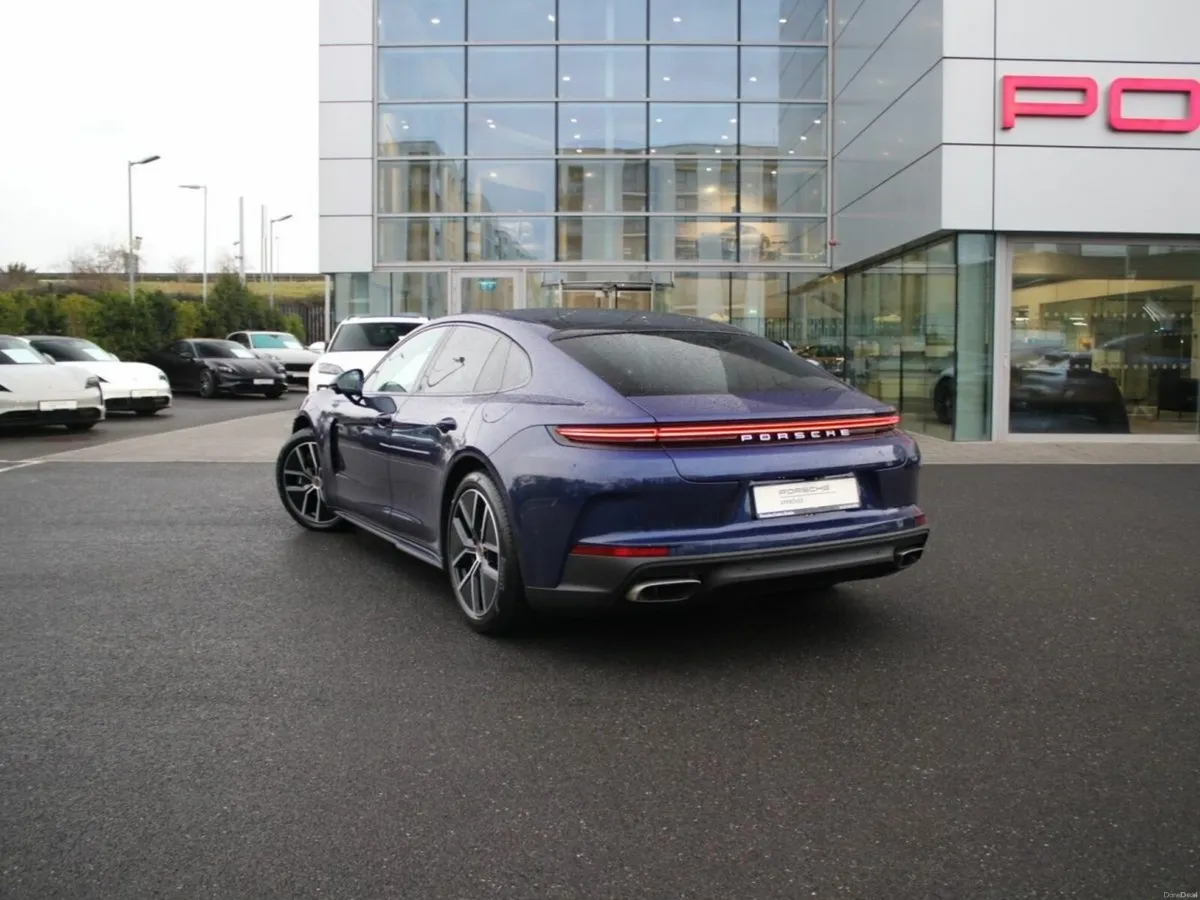 Porsche Panamera 3.0 - Image 2