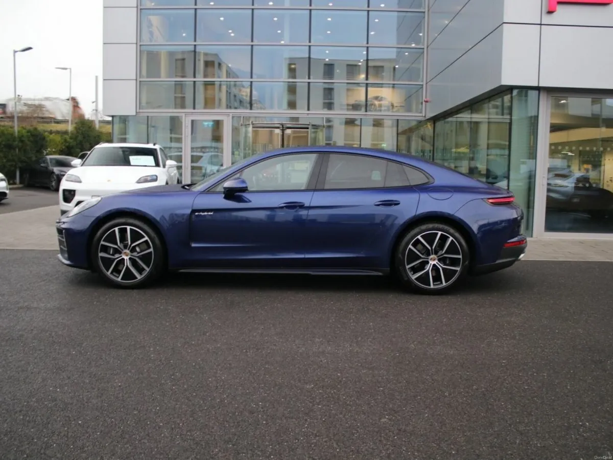 Porsche Panamera 3.0 - Image 3