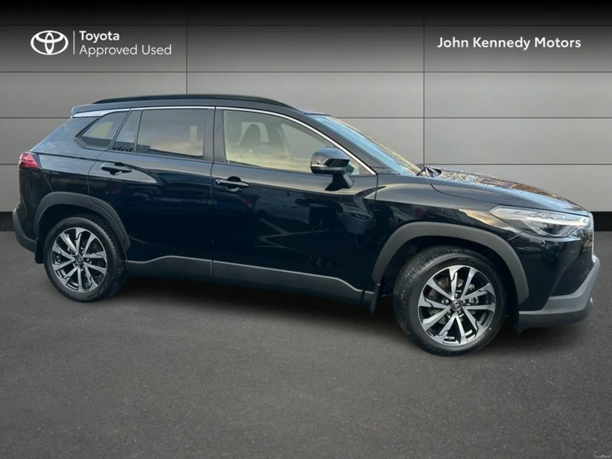 Toyota Corolla Cross HYBRID SOL - Image 3