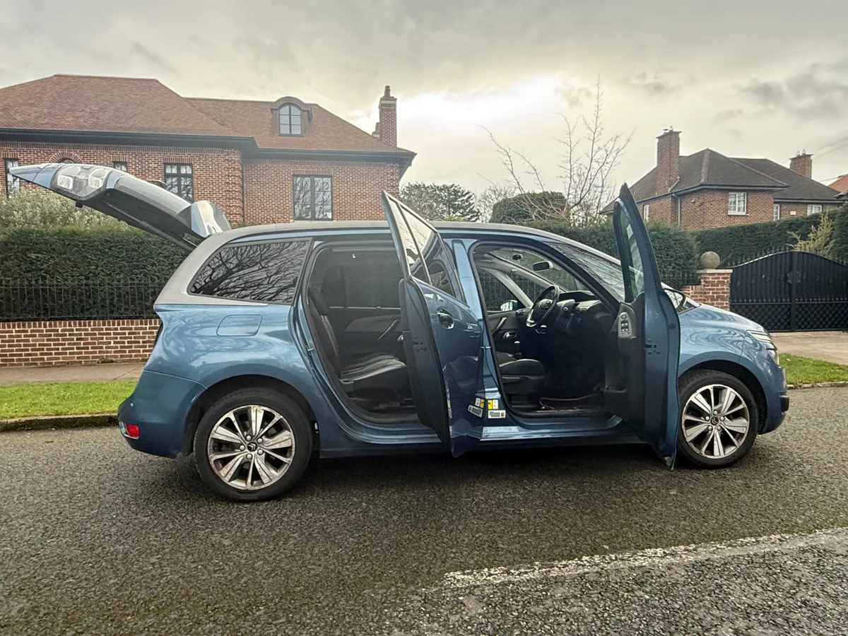 Grand Picasso Glass Roof  7 Seat  2-year Warranty - Image 1