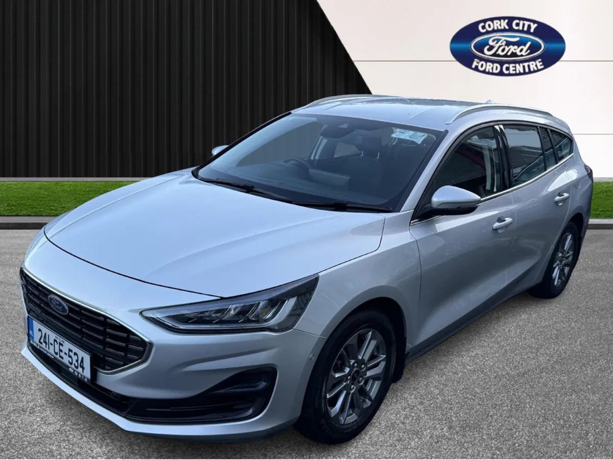 Ford Focus TITANIUM 5W 1.0T 125 ESTATE - Image 2