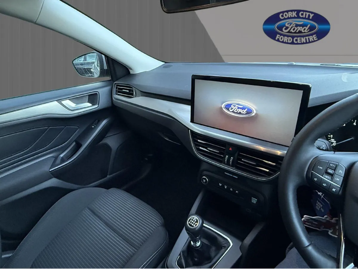Ford Focus TITANIUM 5W 1.0T 125 ESTATE - Image 4