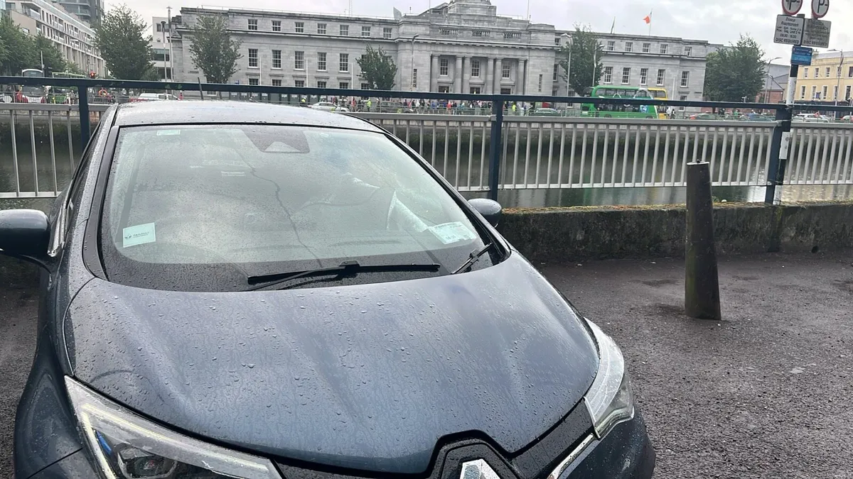 202 Renault Zoe R135 52kW low miles Tax/NCT 07/26 - Image 1