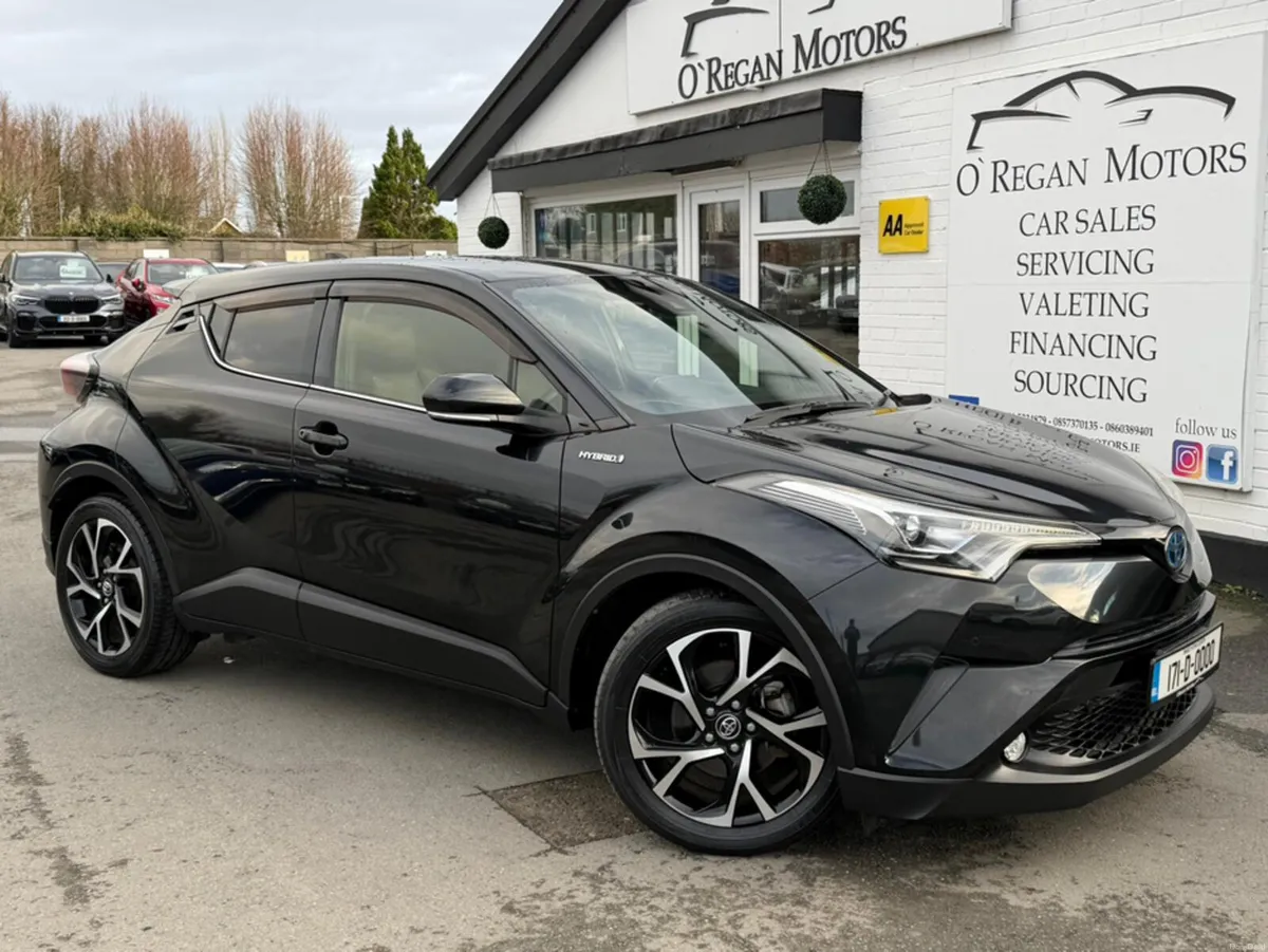 Toyota C-HR (171) 1.8 HYBRID SPORT AUTO - Image 1