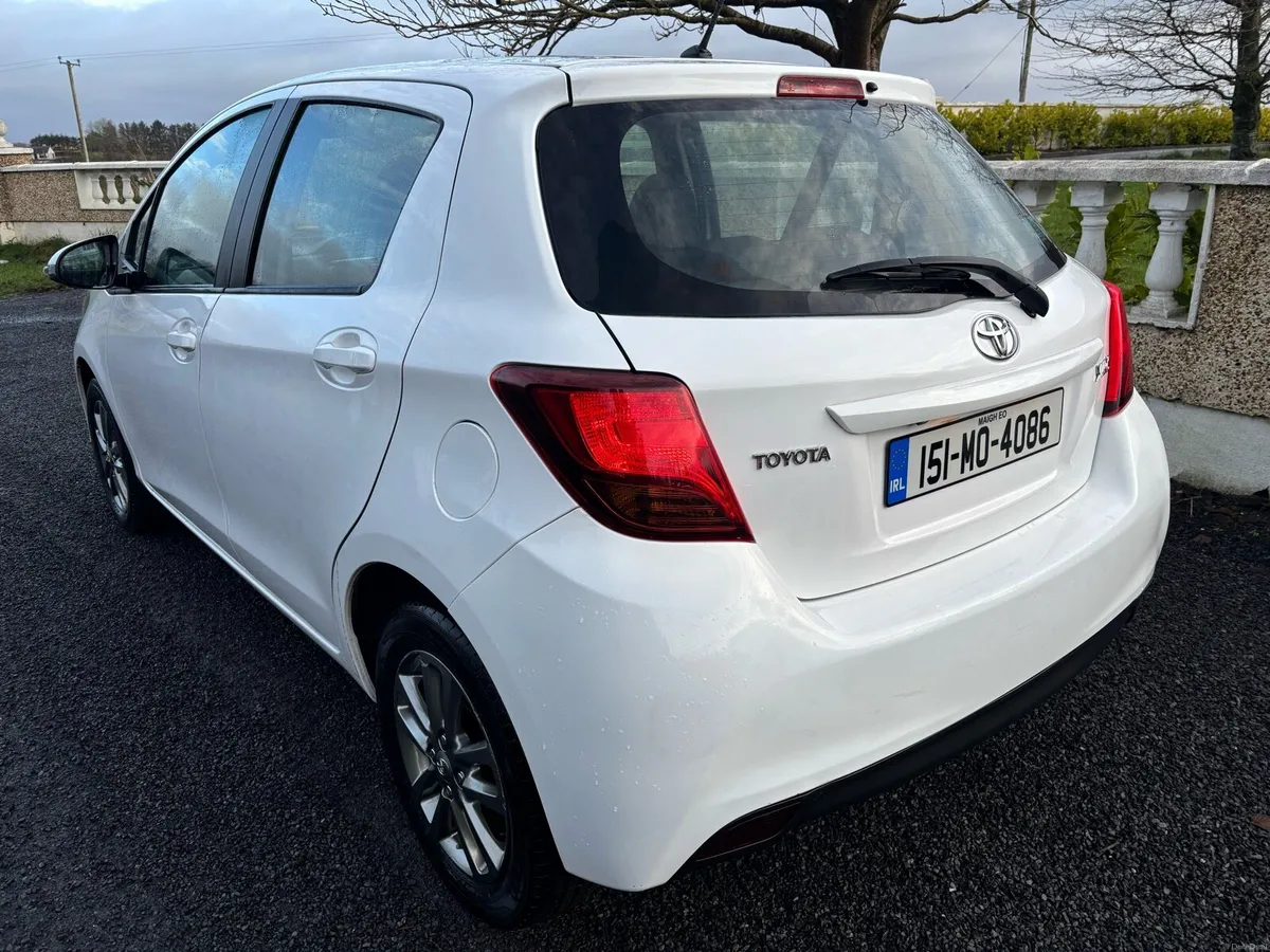 Toyota yaris - Image 4