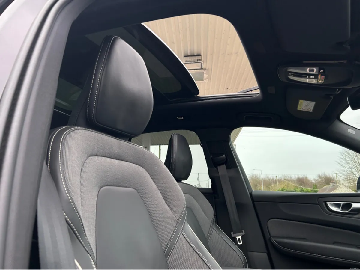 Volvo XC60 + T6 PHEV  PLUS  AWD BLACK EDITION - Image 1