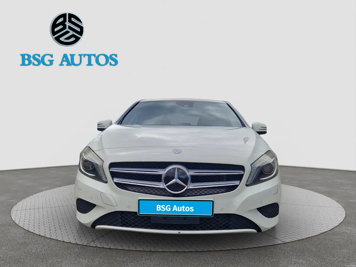 2014 MERCEDES BENZ A-CLASS  AUTO * LOW MILES 41K* - Image 2