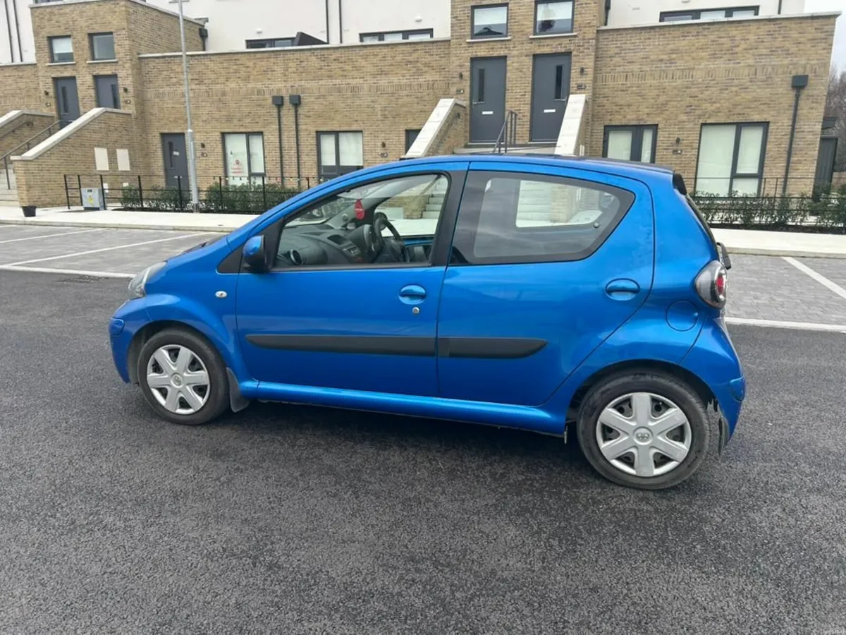 Toyota Aygo 2010 - Image 4