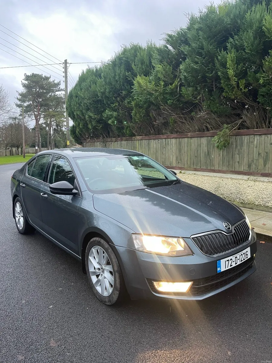 2017 Skoda Octavia Low Mileage - Image 2