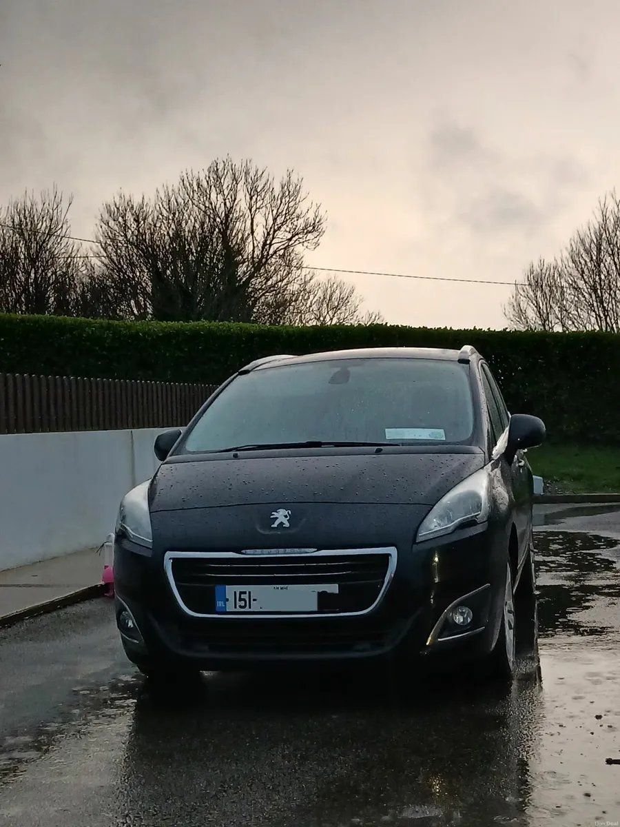 Peugeot 5008 2015 - Image 2