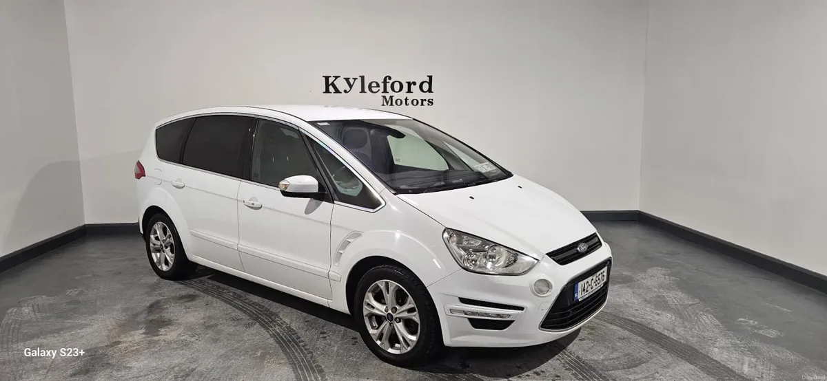 Ford S-Max 2014  7Seater - Image 2