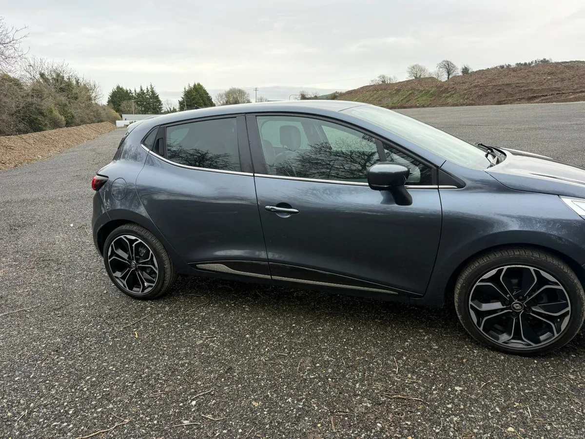 Renault Clio - Image 3