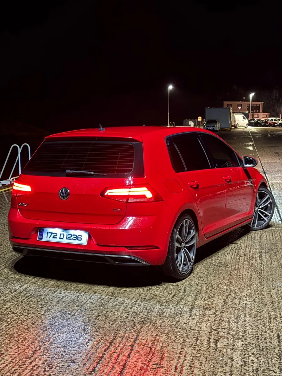 Volkswagen Golf - Image 1