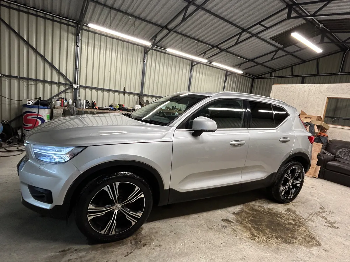 VOLVO XC40 INSCRIPTION PRO D3 (VRT INC) - Image 1