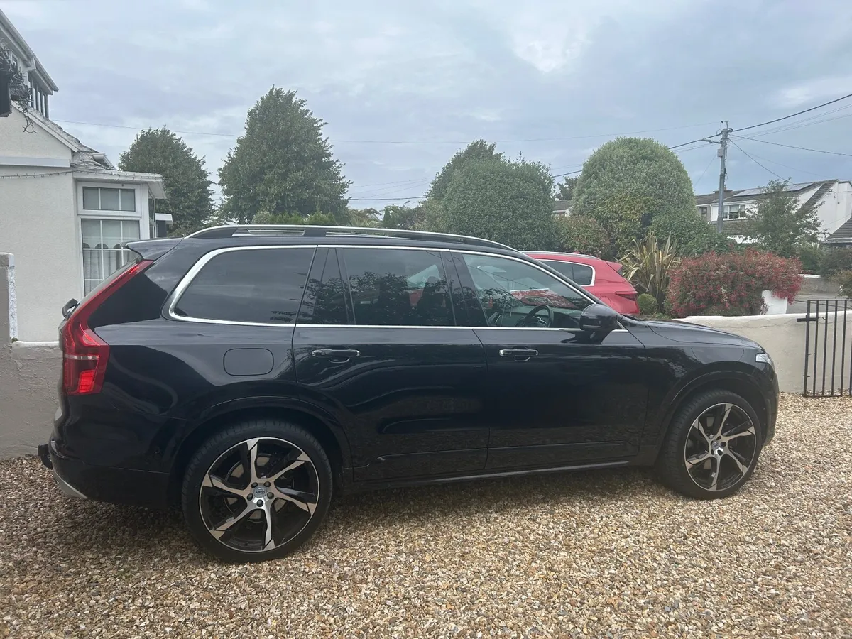 Volvo XC90 2017 - Image 1