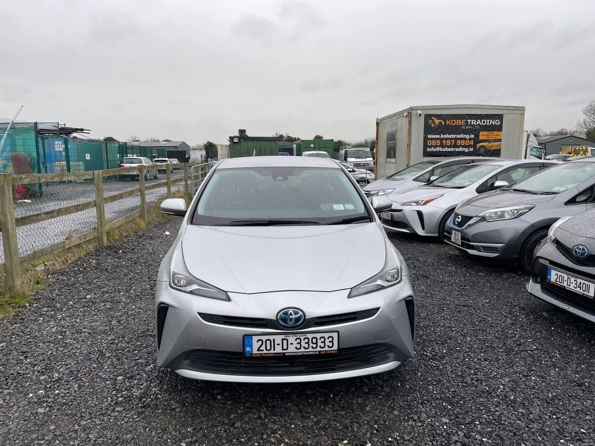 Toyota Prius 2020 excellent condition - Image 3