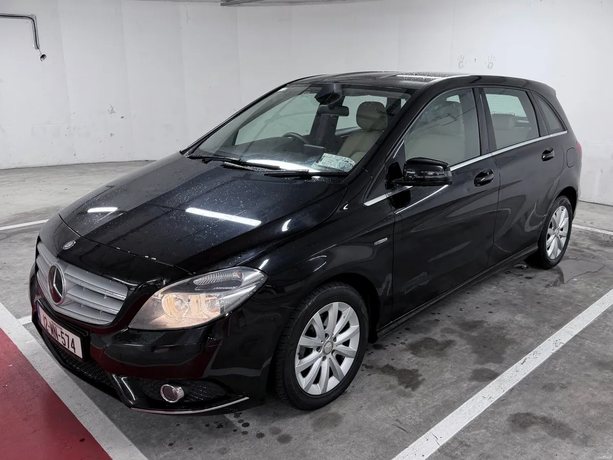 Mercedes B180 Automatic - Image 1
