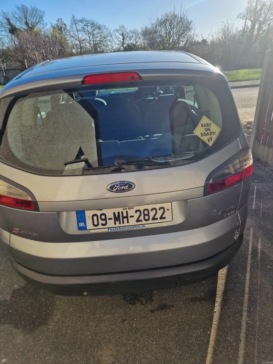Ford S-Max 2009 - Image 2